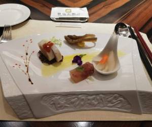 Taiwán es conocido como el paraíso del gourmet por su amplia gama de platillos chinos de diversas regiones.