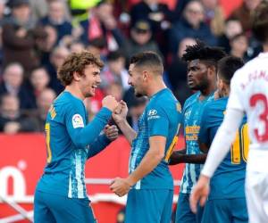 Si Oblak es uno de los pilares en los que se basa el éxito del equipo de Diego Simeone, otro es Griezmann, que dio un punto a su equipo con un magnífico disparo de falta. (Foto: AFP)