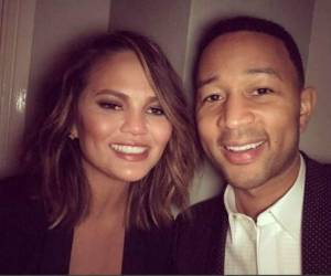 John Legend y su esposa Chrissy Teigen son una de las parejas más tiernas del mundo del entretenimiento. Foto: Instagram