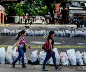 El rechazo a la Constituyente -según Datanálisis, del 70%- intensificó las protestas que iniciaron hace cuatro meses para exigir la salida de Maduro. Foto: AFP