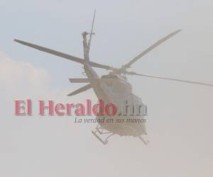 El helicóptero donde era trasladado el expresidente de Honduras sobrevoló por cinco minutos la capital para llegar a la Base Aérea Hernán Acosta Mejía.