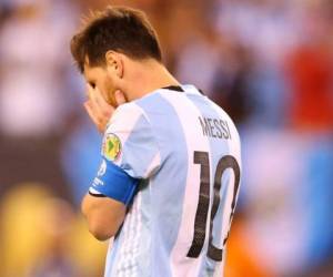 Messi se mostró muy conmocionado después de perder el partido contra Brasil. Foto: Agencia AFP