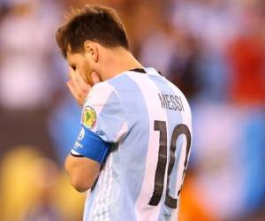 Messi se mostró muy conmocionado después de perder el partido contra Brasil. Foto: Agencia AFP