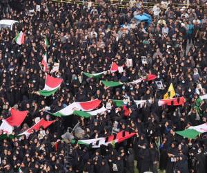 El sábado, el colegio de primaria Shajareh Tayyebeh, en la provincia de Hormozg, fue atacado, en un incidente que Irán calificó de acto bárbaro y culpó a Israel.