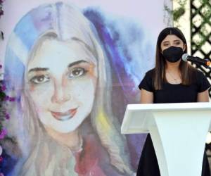 Wendy Vanessa Nóchez Reyes es una hondureña apasionada por el activismo social, la defensa de los derechos de la mujer y orgullosa de sus raíces ancestrales.