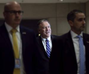 El Secretario de Estado de EE. UU. Mike Pompeo llega para una reunión informativa con miembros de la Cámara de Representantes de EE. UU. sobre la situación con Irán, en el Capitolio de EE UU. Foto: Agencia AFP.