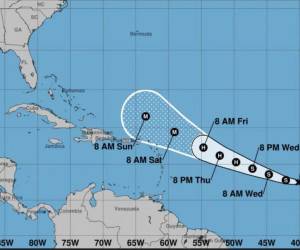 Depresión tropical 13 se podría convertir en un huracán de gran magnitud.