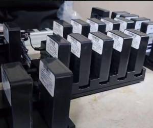 El Consejo Nacional Electoral ya tiene en su poder los dispositivos de rastreo de las maletas electorales para el 30 de noviembre.