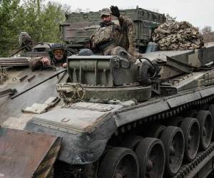 Aunque Biden ha reiterado que las tropas estadounidenses no se involucrarán directamente en Ucrania, el aumento del apoyo ha convertido el conflicto en una guerra por representación.