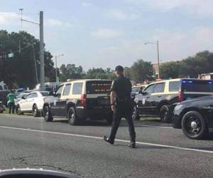 La balacera ocurrió durante la mañana en la secundaria Forest High School.