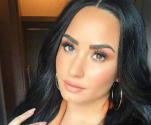 Demi Lovato posa en una selfie para sus fans. Foto cortesía Instagram