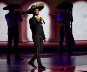 Alejandro Fernández ha vendido más de 35 millones de discos y encabezado las listas de popularidad en México, Estados Unidos, España y América Latina. FOTO: AP
