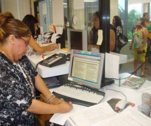 La Cancillería de Honduras invitó a los hondureños amparados en el Estatus de Protección Temporal (TPS) a abocarse a los diferentes consulados y obtener una información precisa de los trámites.
