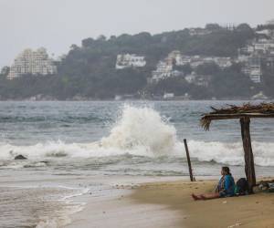 La tormenta Boris debilitándose frente a las costas del sur de México.