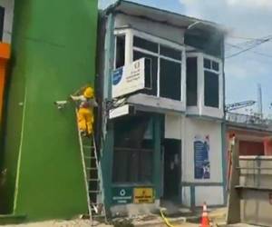 El Cuerpo de Bomberos logró controlar el siniestro.