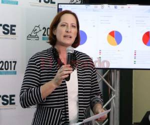 Heide Fulton, encargada de negocios de los Estados Unidos en Honduras.