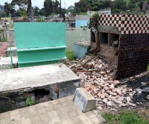 El Cementerio General de Tegucigalpa es el único declarado patrimonio nacional; sin embargo, sus tumbas han sido saqueado.