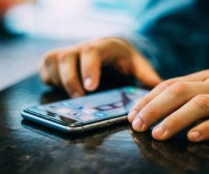 Las pantallas con mensajes azules pueden ser perjudiciales para la vista.