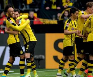 En el atentado solo el jugador jugador español Marc Bartra sufrió lesiones. Foto: AFP