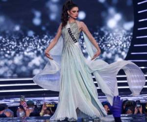 Nadia Ferreira, la paraguaya que podría coronarse Miss Universo 2021 es una de las favoritas a llevarse la corona. Foto: AFP.
