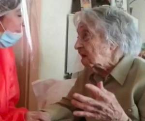 La historia ha cautivado la atención de la prensa en España, aunque la residencia no permite la entrada de los periodistas y la familia declina ahora hablar con los medios. Foto: El País.