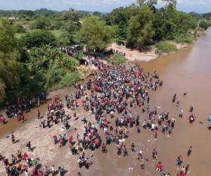 La segunda caravana de migrantes está integrada por al menos 1,500 migrantes centroamericanos. Foto: Agencia AFP