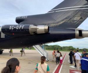 Se estima que la mayoría de los deportados emprendieron el peligroso viaje en las diferentes caravanas migrantes.