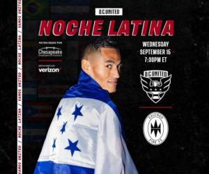 Andy Najar posa con la Bandera de Honduras en la portada de la MLS en el mes de la Herencia Hispana.