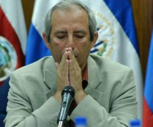 Se presume que Reyes, que salió del país el 22 de noviembre, estaría en Francia o Rusia. Foto: El Diario de Hoy.