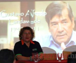 Con el lanzamiento del libro “Sin miedo a la verdad” recordaron el pasado jueves la vida de Alfredo Landaverde.