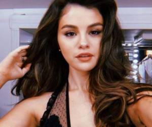 Selena Gomez se siente segura y orgullosa, y ahora le muestra al mundo la cicatriz de su trasplante de riñón. Foto Instagram