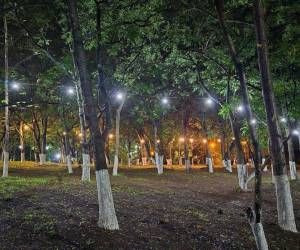 Más limpio, iluminado y con presencia de vigilancia, así luce actualmente el Cerrito de la Felicidad, un espacio ubicado en la colonia Kennedy que durante años permaneció en condiciones de abandono y deterioro.
