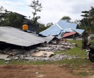 El temblor se produjo a unos 37 kilómetros al noreste de Ambon, en la provincia de Molucas. Foto: AFP.