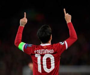 El fichaje de Coutinho al FC Barcelona asciende a 120 millones de euros más 40 millones en bonificaciones, lo que convierte el traspaso en el tercero más caro de la historia del fútbol. (AFP)