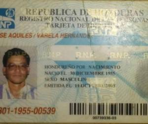 Esta es la tarjeta de identidad que portaba la víctima al momento del ataque.