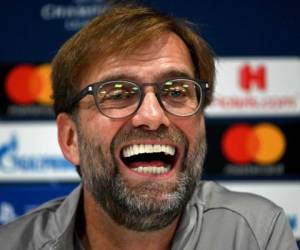 El gerente alemán de Liverpool, Jurgen Klopp, asiste a una conferencia de prensa en el estadio Anfield de Liverpool, en el noroeste de Inglaterra, en Novembe. Foto: Agencia AFP.