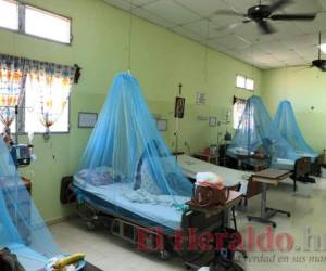 Las autoridades sanitarias de Olancho mantienen constantes reuniones con los diferentes actores de la localidad para combatir el dengue.