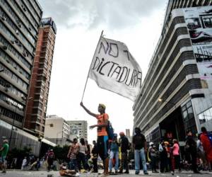 La oposición rechazó participar en la Constituyente, argumentando que no fue convocada en referendo y que el sistema electoral es un 'fraude'. Foto: AFP