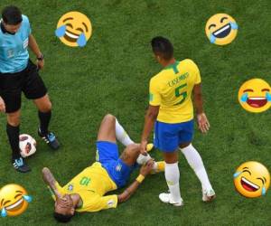 Durante la Copa del Mundo, el 'Neymar Challenge' animó a centenares de internautas a colgar vídeos donde se lanzaban espectacularmente al suelo. Foto: Agencia AFP