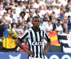 Robinho es una de las grandes estrellas del fútbol brasileño de los últimos años. (AFP)