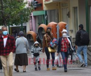 En la capital hondureña se sintieron temperaturas de 11 grados la mañana de este miércoles. Foto: Alex Pérez | EL HERALDO.