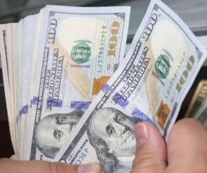 El encarecimiento del dólar ha sido menor este año en la subasta de divisas del Banco Central de Honduras en comparación con 2025.