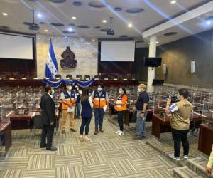 Las autoridades de Sinager realizaron un recorrido por las instalaciones del Congreso Nacional. Foto: Cortesía.