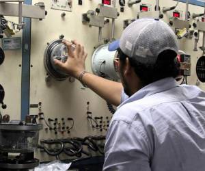 El aumento será mayor en el sector residencial, en las micro y pequeñas empresas, debido a su nivel de consumo (entre 300 y 500 kilovatios hora al mes). También aumentará la canasta básica.