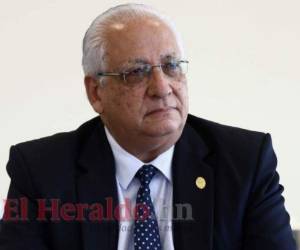 El rector de la máxima casa de estudios se pronunció al respecto de la lentitud del CNE para emitir los primeros resultados oficiales.