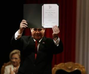 Horacio Cartes presentó su renuncia como presidente de Paraguay. (Foto: AP)