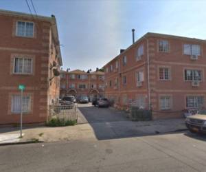 Este es el complejo de apartamentos en Atari Lane en Queens, Nueva York, donde ocurrió el crimen. Foto: Google Maps