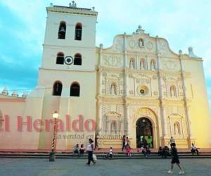 La Catedral Inmaculada Concepción, situada en el casco histórico de Comayagua, fue elegida por los hondureños por medio de sus votos como el Monumento del Bicentario. FOTOS: EL HERALDO