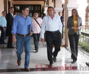 Encarcelamiento de Rosa Elena Bonilla enfrenta a Lobo con Hernández.