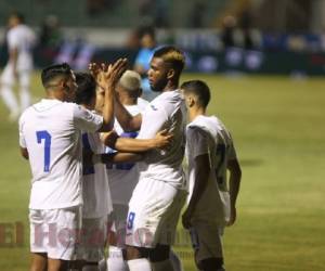 Los jugadores de la Selección de Honduras celebrando uno de los goles ante Puerto Rico el 5 de septiembre de 2019. (Foto: Ronal Aceituno / EL HERALDO)